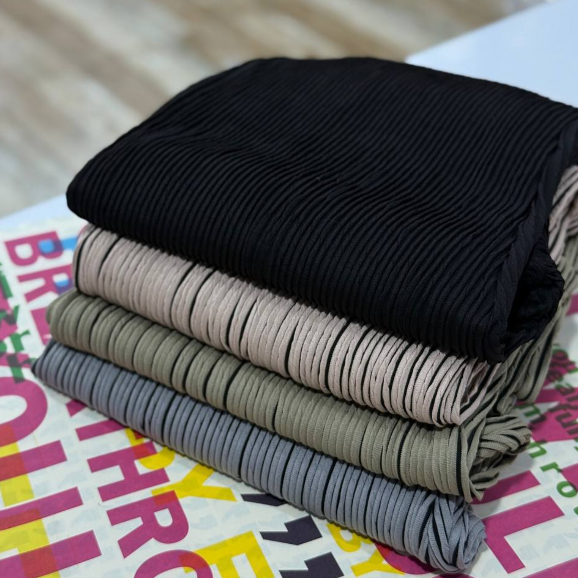 شلوار بگ قواره بزرگ مخمل (پک 4 عددی)