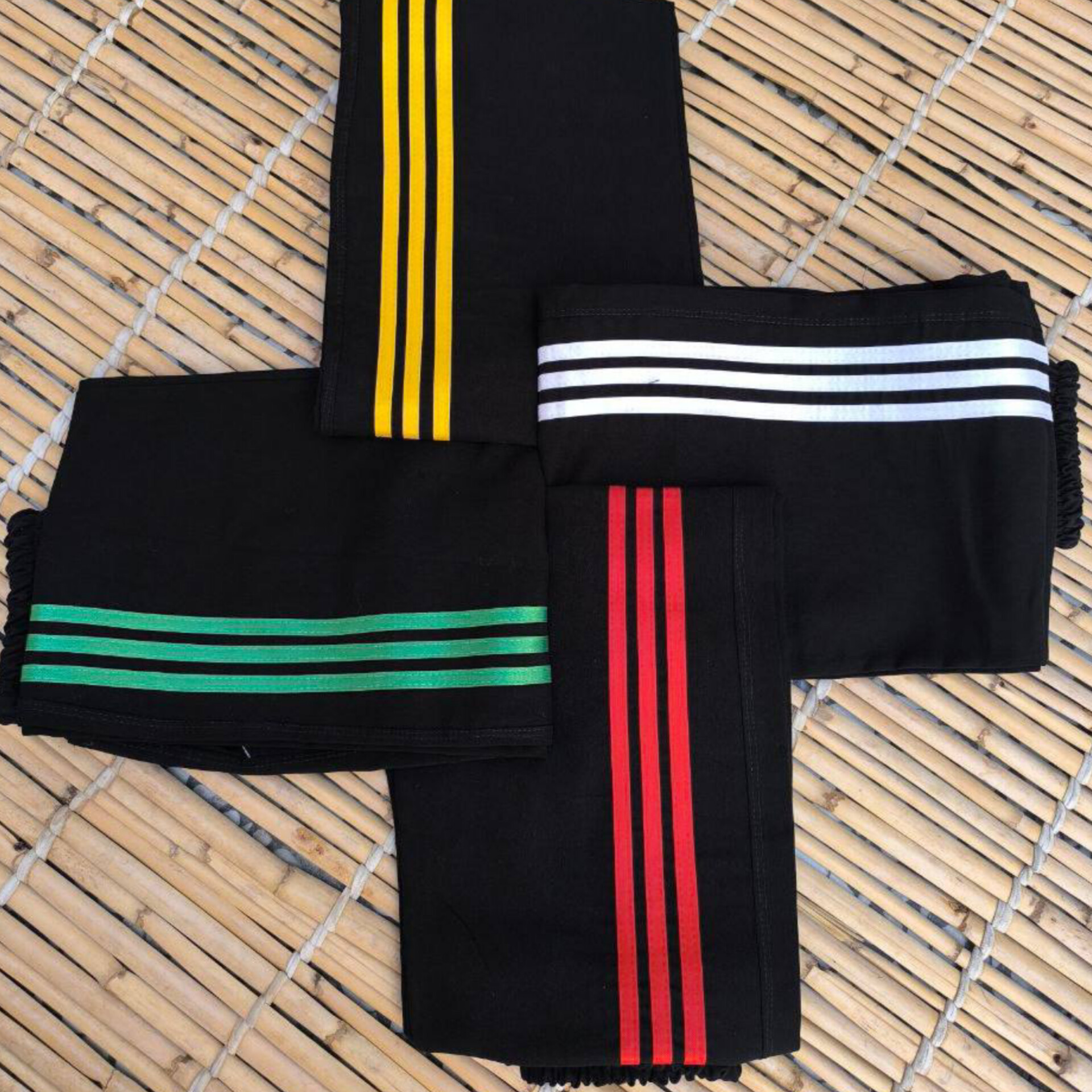 شلوار بغل نواری جیبدار (پک 4 عددی)