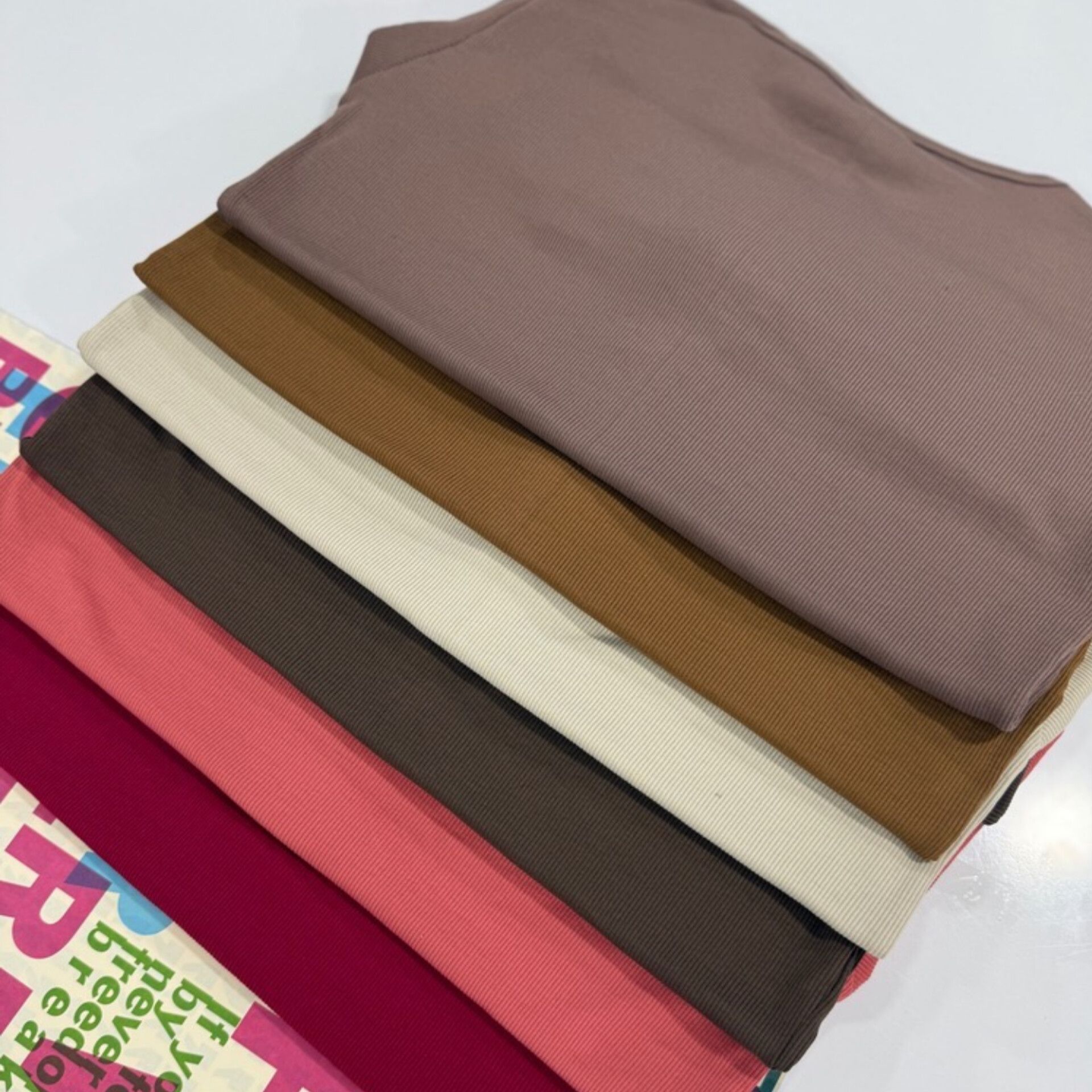 بلوز قاپک دار یقه ۴ دکمه (پک 6 عددی)